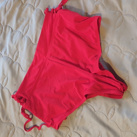 2/$25-Quintsoul Highrise Bikini Shorts Bottoms Red Size Small NWT - Picture 10 of 10